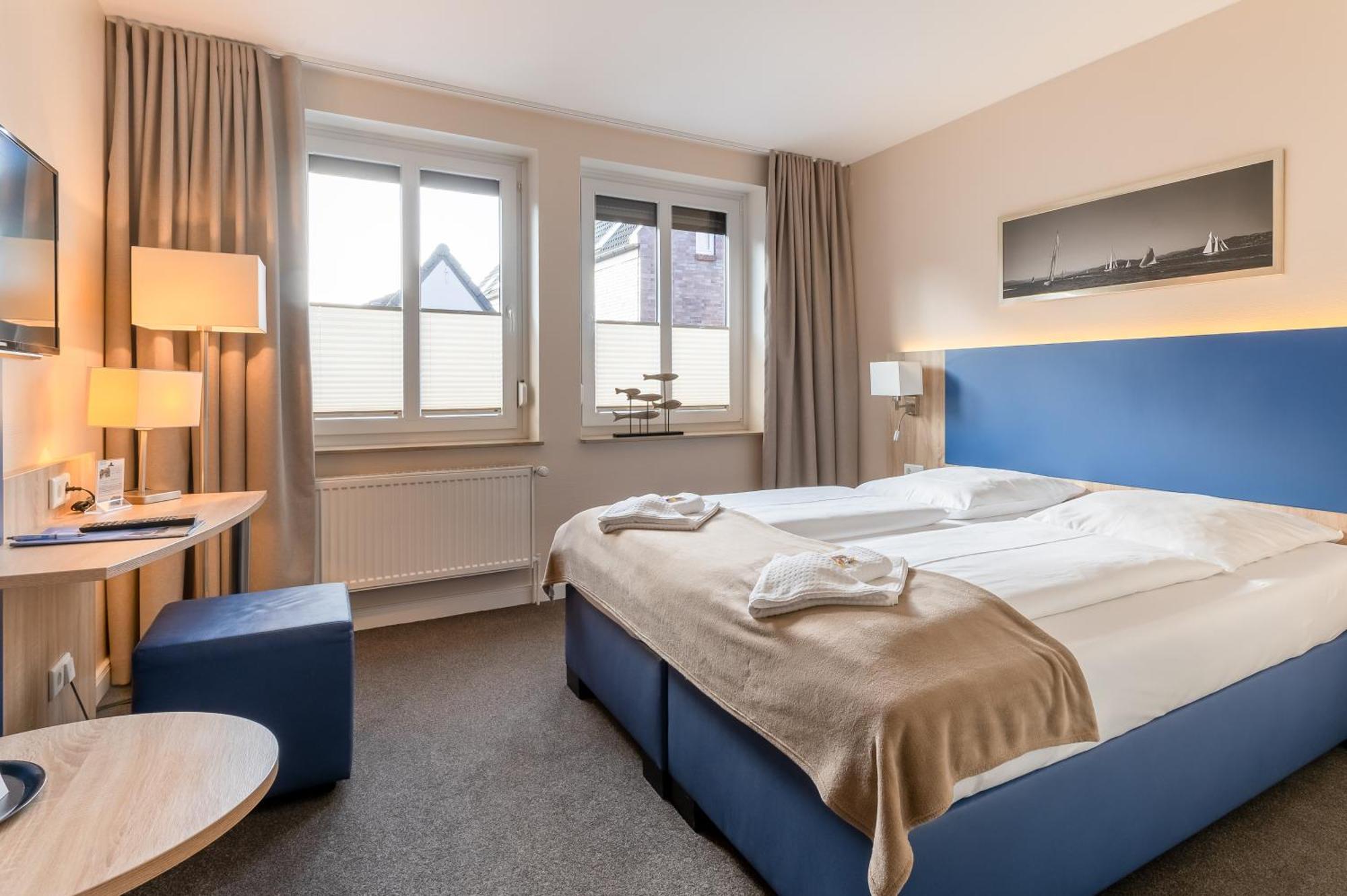 Nordsee-Hotel Hinrichsen Husum  Exterior photo
